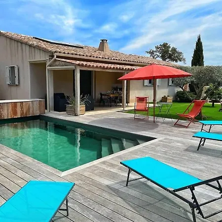Villa Avec Piscine Privee A Lucie